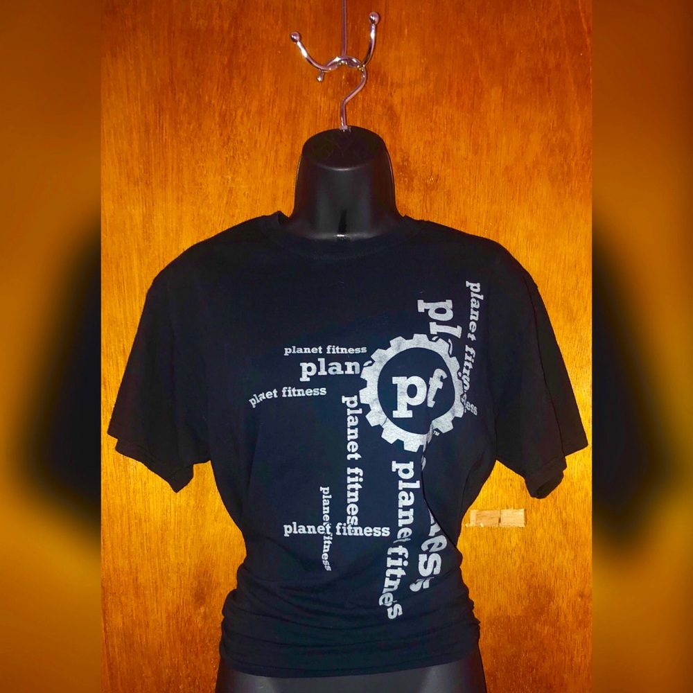 Black Planet Fitness tee